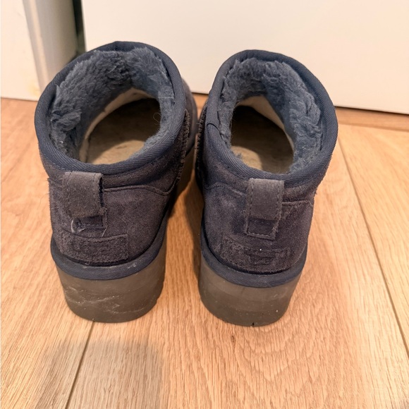 UGG Ultra Mini Platform in Eve Blue - Picture 4 of 6